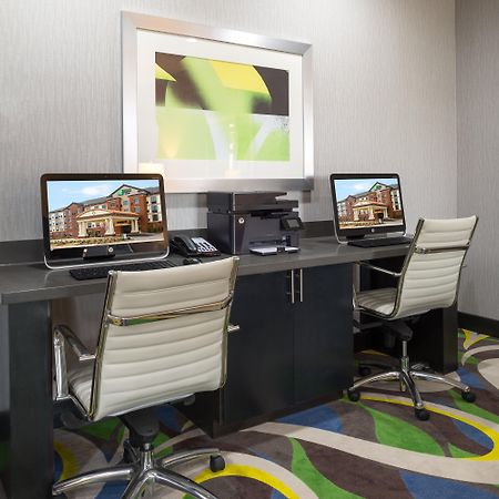 Holiday Inn Express And Suites Norman By Ihg Екстериор снимка